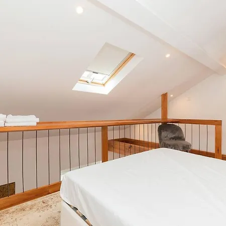 Renovated In Appartement
